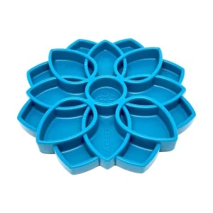 Slow Feeding Pet Plate, Bite Resistant Licking Mat for Dogs and Cats, Easy to Clean